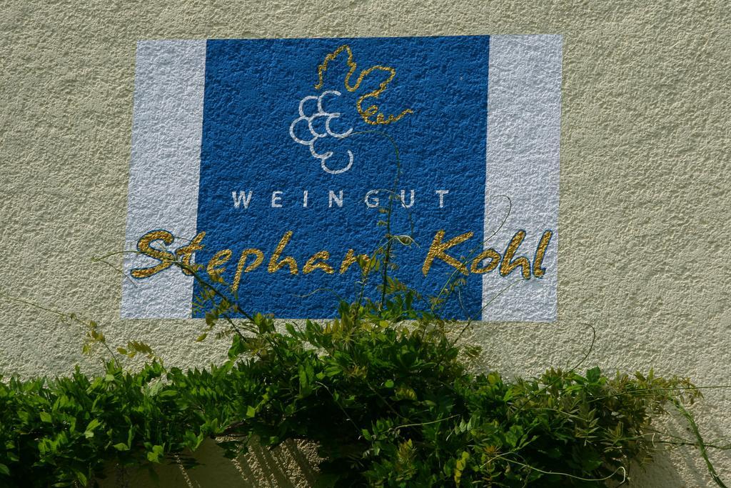 Weingut & Gaestehaus Stephan Kohl Neumagen-Dhron Εξωτερικό φωτογραφία