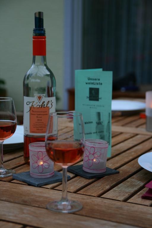 Weingut & Gaestehaus Stephan Kohl Neumagen-Dhron Εξωτερικό φωτογραφία