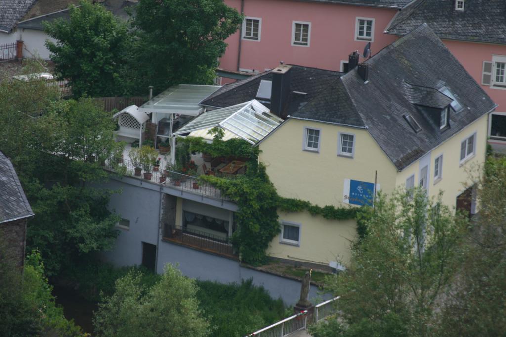 Weingut & Gaestehaus Stephan Kohl Neumagen-Dhron Εξωτερικό φωτογραφία